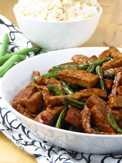 Honey Soy Tofu, Green Beans and Pork Stir Fry - Joyous Apron Beef And Green Beans, Tofu Green Beans, Ways To Cook Tofu, Joyous Apron, Berry French Toast Casserole, Homemade Burger Recipe, Soy Tofu, Burger Recipes Beef, Crispy Wonton