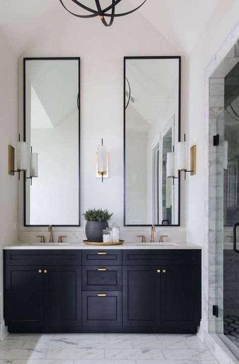 love Faucet Ideas For Bathroom, Masculine Shower Ideas, Mirrors Design, Bathrooms Mirrors, Bathroom Mirror Design, Styl Hampton, Bathroom Mirror Ideas, Dark Bathrooms, Bathroom Mirror Frame