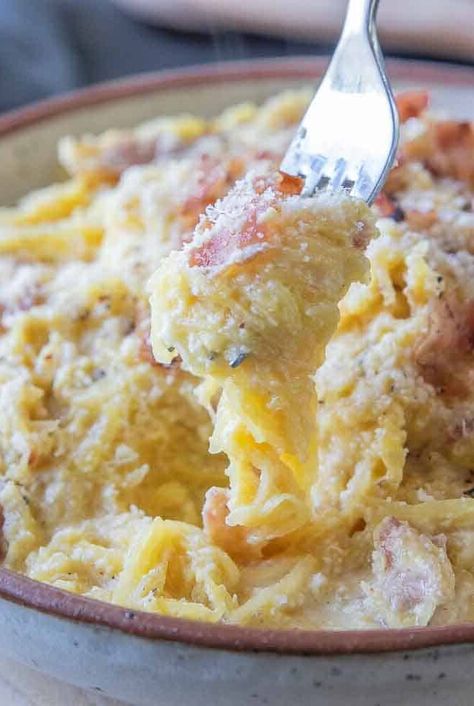 Spaghetti Squash Carbonara Recipe Spaghetti Squash Carbonara Recipes, Grilled Spaghetti Squash, Seafood Carbonara, Carbonara Recipes, How To Make Carbonara, Spaghetti Squash Carbonara, Squash Carbonara, Thanksgiving Recipes Side Dishes Easy, Cooking Spaghetti Squash