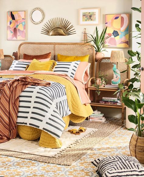 Justina Just Launched Her VERY GOOD Target X Jungalow Line (And These Are Our Favorites:)) - Emily Henderson Jungalow Bedroom, Jungalow Decor, Bold Bedding, Modern Boho Bedroom, Rattan Headboard, Floor Lamp With Shelves, Style Deco, Design Del Prodotto, Inspired Living