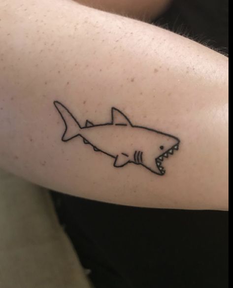 Lil Shark Tattoo, Best Friend Shark Tattoos, Small Cute Tattoo Designs, Shark Doodle Tattoo, Small Tattoos Shark, Mini Tattoos Cute, Simple Pride Tattoos, Shark Stick And Poke, 2 By 2 Tattoos