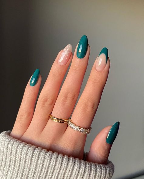 40 Top Winter Nail Designs to Try Nail Art Cute, Casual Nails, Winter Nail Designs, Winter Nail, Short Nail Designs, Oval Nails, Xmas Nails, Classy Nails, Nails Inspo