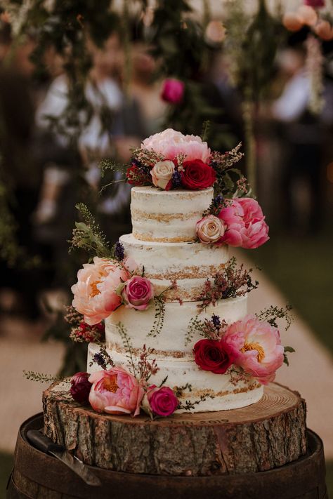 Vegan Marshmallows, Vegan Wedding, Luxury Wedding Cake, Tipi Wedding, Wedding Cakes With Flowers, Wedding Cake Inspiration, Wedding Goals, Wedding Cake Designs