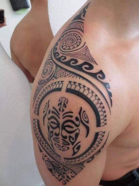 Amaze everyone with a unique male tattoo on the shoulder. We collected 50+ male shoulder ideas: tribal, religion, antique-themed, wings, animals, and more. Guys Hand Tattoos, Tattoos For Guys Hand, Shoulder Tattoos For Men, Upper Shoulder Tattoo, Tattoos Polynesian, Tato Maori, Men's Tattoo, Tiki Tattoo, Small Shoulder Tattoos