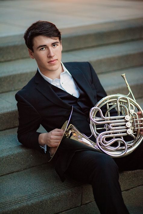 Senior Pictures With French Horn, French Horn Senior Pictures, Guitar Senior Pictures, Musician Pictures, Band Senior Pictures, French Horns, Portfolio Pictures, Musician Portraits, Musician Photography