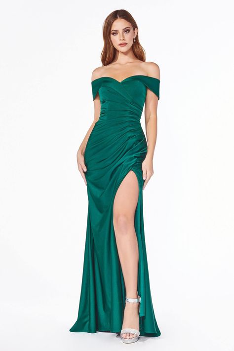 Off Shoulder Bridesmaid, Off Shoulder Bridesmaid Dress, Mermaid High, Green Evening Gowns, Beaded Bridesmaid Dress, Beaded Mermaid, Green Prom, Prom Dresses Long Mermaid, Evening Party Gowns