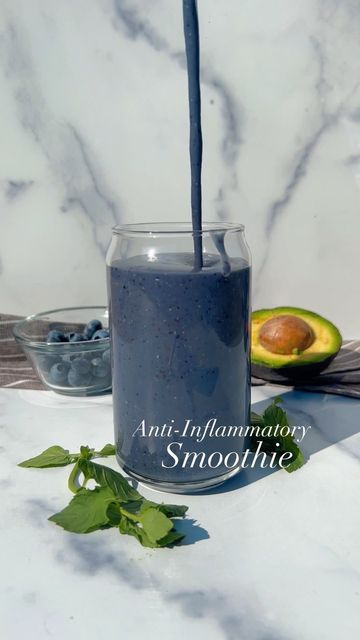 Petit Dej Healthy, Juice Smoothies Recipes, Smoothie Recipes Healthy Breakfast, Healthy Drinks Smoothies, Spinach Smoothie, Blueberries Smoothie, Healthy Food Dishes, Healthy Lifestyle Food, Healthy Drinks Recipes