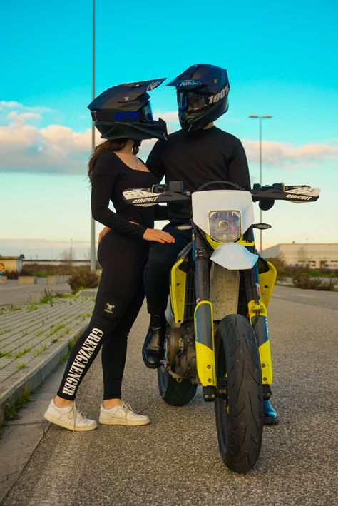 Motocross Couple, Bike Couple, Biker Couple, Motorcycle Couple, Motocross Love, Biker Life, January 9, Bike Life, Cute Couple Pictures