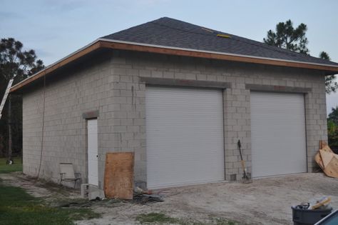 Cinder Block Garage, Garage Apartment Interior, Simple Garden Designs, Garage Shop Plans, Garage Construction, Garage Builders, Concrete Garages, Deck Railing Design, Concrete Block Walls