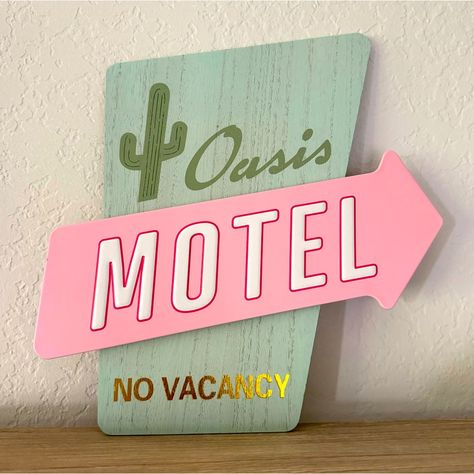 Super Adorable Retro Palm Springs Motel Sign That Can Be Hung Up Or Placed On Shelf Part Of Target Bullseye Palm Spring Collection And Is Not Sold Online Other Items From The Collection Also Available For Bundling! Height 11” Width 12” Palm Springs Room Aesthetic, Palm Springs Christmas Decor, Vintage Palm Springs Aesthetic, Palm Springs Christmas, Palm Springs Motel, Palm Springs Typography, Palm Springs Art Print, Avenging Angel, Palm Springs Retro