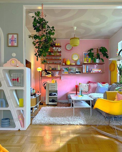 Colorful Maximalist Decor, Pastel Room, Maximalist Decor, Cute Bedroom Decor, Cute House, Gen Z, Apartment Inspiration, Decor Home Living Room, Room Inspiration Bedroom