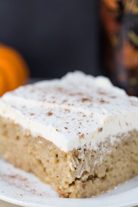 Tres leches cake with the seasonal Bailey's Pumpkin Spice. Perfect, easy indulgent dessert for a special fall occasion! | http://www.roseclearfield.com Pumpkin Spice Tres Leches Cake, Spice Tres Leches Cake, Pumpkin Spice Tres Leches, Leches Cake, Pumpkin Spice Recipe, Party Food Ideas, Tres Leches Cake, Grilled Cheese Recipes, Tres Leches