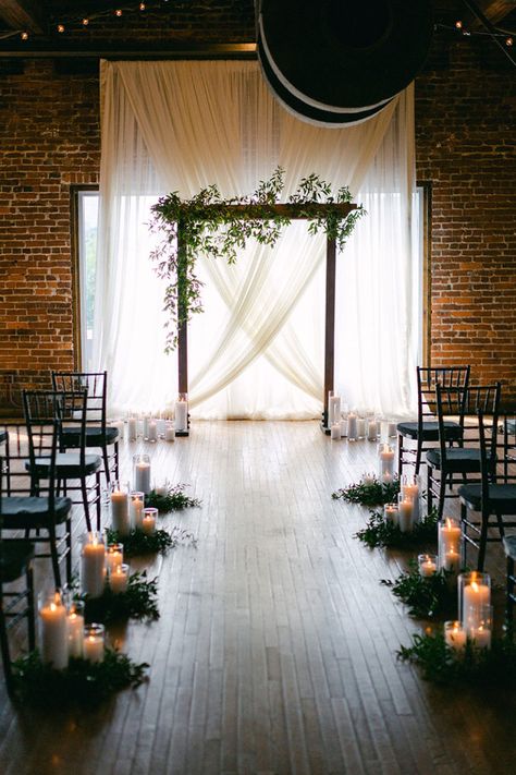 Wedding Arch Industrial, Isle Decorations Wedding Indoor, Wedding Ceremony Arch Indoor, Altar Decorations Wedding, Isle Flowers, Simple Wedding Venues, Isle Decor, Wedding Setup, Small Weddings Ceremony