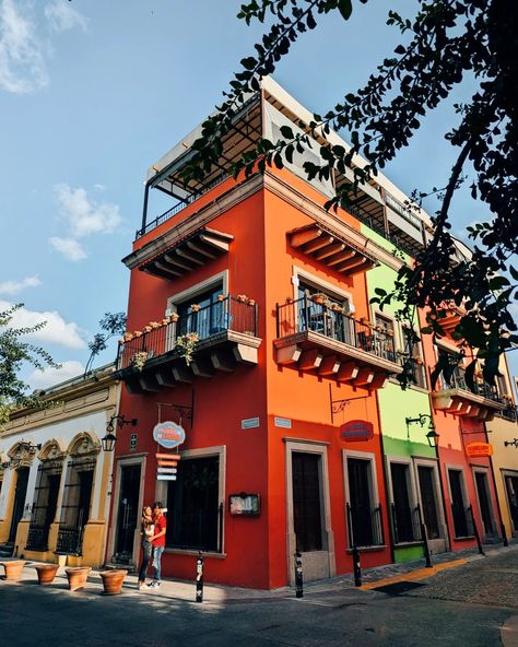 waking up in barrio antiguo, monterrey, feels like stepping into a different world—a colorful slice of old mexico nestled in a city that, in many ways, looks more american than mexican. 🌆 while much of monterrey is filled with wide roads, modern skyscrapers, and malls that wouldn’t feel out of place in texas, barrio antiguo stands as a charming exception. this historic neighborhood, with its cobblestone streets, vibrant plazas, and colonial architecture, feels like a step back in time. it’... Historic Neighborhood, Old Mexico, City Houses, Modern Skyscrapers, Cobblestone Streets, Sims Ideas, Colonial Architecture, Different World, A Different World