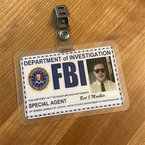 Fbi Identity Card, Fbi Agent Id Card, Fbi Format For Client, Fbi Id Card, Credit Card Tool, Dont Touch My Phone, Military Cards, Fake Ft Call, Itunes Card