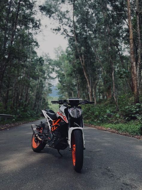 Duke Bike Hd Wallpaper 390, Ktm Duke 390 Wallpaper 4k, Duke 390 Wallpaper, Doraemon And Nobita Friendship Wallpaper, Duke Motorcycle, Ktm Bike, Dark Souls Wallpaper, Ktm 390, Friendship Wallpaper