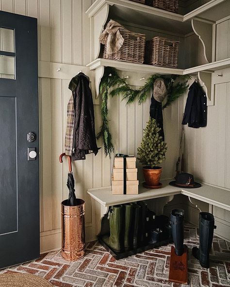 Mudroom Inspiration, Muddy Boots, Mudroom Entryway, Porte Cochere, Boot Room, Williams Sonoma Home, Laundry Mud Room, Mud Room, Hallway Ideas