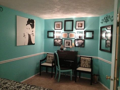 Pictures Tiffany Inspired Bedroom, Tiffany Blue Rooms, Tiffany Bedroom, Tiffany Blue Bedroom, Tiffany Room, Blue Bedroom Decor, Inspired Bedroom, Master Decor, Blue Home