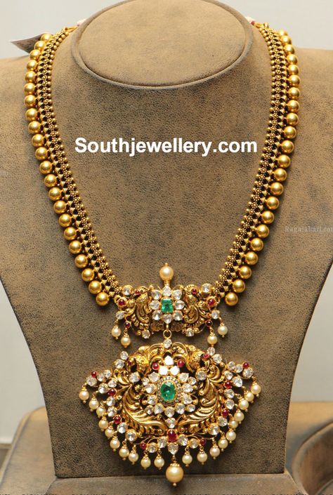 Antique Gold Balls Haram with Polki Pendant - Indian Jewellery Designs Nakshi Pendant, Latest Indian Jewellery, 22 Carat Gold Jewellery, Antique Gold Jewelry Indian, Gold Jewelry Simple Necklace, Design Page, Beautiful Gold Necklaces, Handmade Gold Jewellery, Gold Necklace Indian Bridal Jewelry