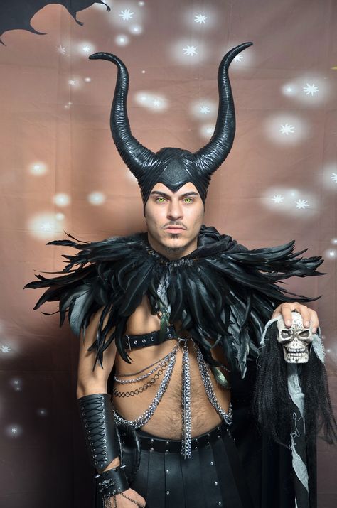 Male Maleficent costume Maleficent Male Costume, Mens Demon Costume, Villain Costumes Men, Hades Costume Men, Hot Male Halloween Costumes, Halloween Male Costumes, Male Costume Ideas Halloween, Male Angel Costume, Men Witch Costume