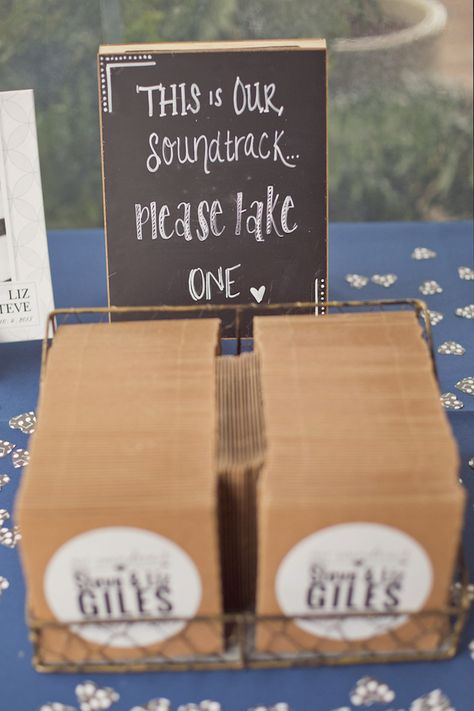 13 Epic Wedding Ideas for Music Lovers | weddingsonline Wedding Extras, Music Themed Wedding, Diy Wedding Gifts, Rock Wedding, Wedding Gifts For Guests, Diy Wedding Favors, Unique Wedding Favors, Nashville Wedding, Wedding Favors For Guests