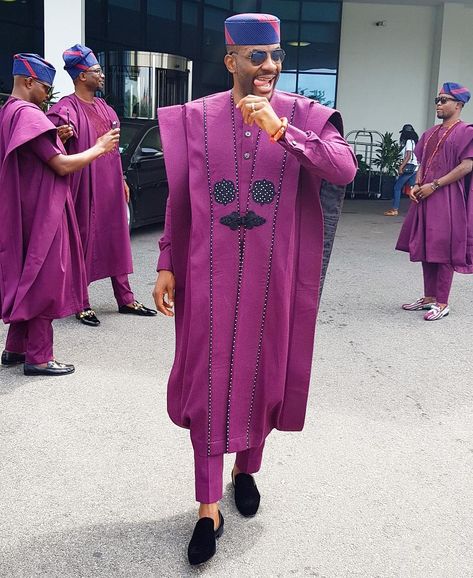 Agbada Outfit, Agbada Design, Latest Aso Ebi Styles, Nigerian Men Fashion, African Wear Styles For Men, African Attire For Men, Latest African Men Fashion, African Dresses Men, African Shirts For Men