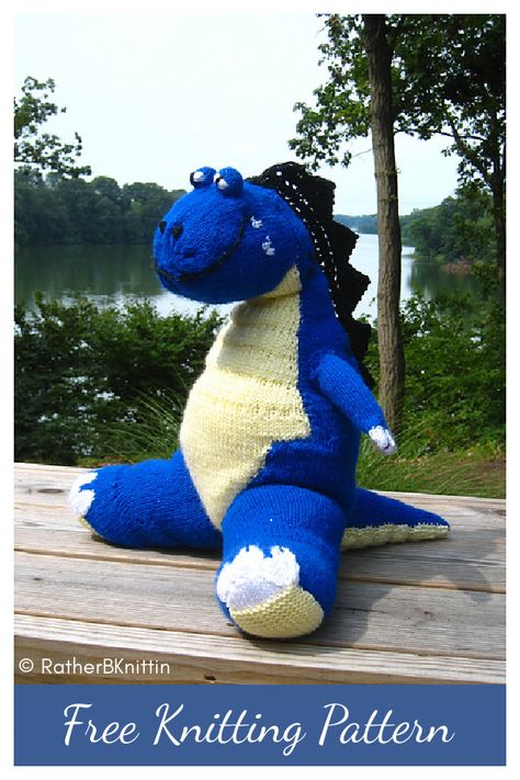 T-Rex Toy Free Knitting Pattern Knit Toys Free Pattern Stuffed Animals, Dinosaur Knitting, Knitted Dinosaur, T Rex Toys, Teddy Bear Knitting Pattern, Knitted Stuffed Animals, Knitted Toys Free Patterns, Animal Knitting Patterns, Knitting Patterns Toys