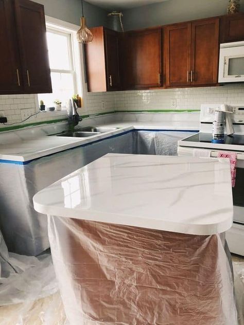 21 Kitchen Transforming DIY Countertop Ideas • Creatively Living Blog Diy Countertop Ideas, Diy Marble Countertops, Painting Bathroom Countertops, Diy Countertop, Granite Cleaner, Diy Kitchen Countertops, Diy Marble, Diy Countertops, Things To Remember