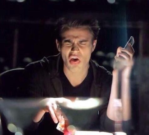 Paul Vampire Diaries, Vampire Diaries Guys, Vampire Diaries Funny, Paul Wesley, Stefan Salvatore, Vampire Diaries, Funny