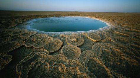 National Geographic Wallpaper, Mud Flood, Rift Valley, Natural Phenomena, Places Around The World, Natural Wonders, Hot Springs, Ethiopia, Supercars