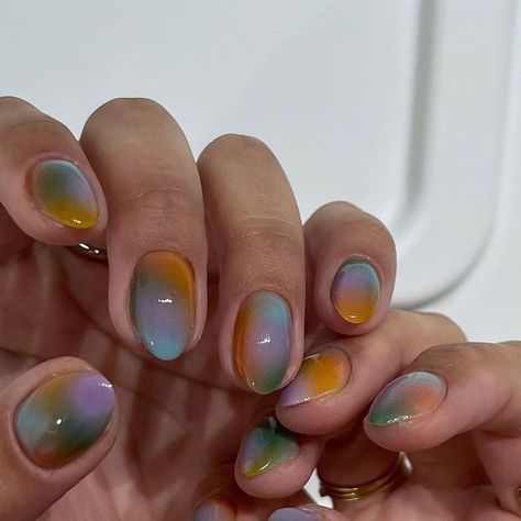 Julianna on Instagram: "So artsy 🧑‍🎨 🎨 • • • #gelart #nailart #gel #nails #nailsoftheday #naildesignsideas #nailinspo #bestnails #nailaddict #nailsmagazine #trendynails #nailpro #nailitdaily #nailart #summernails" Easy Beginner Gel Nail Designs, Fun Short Nails, Eclectic Nails, Graphic Nails, Watercolor Nails, Artsy Nails, Gradation Nails, Water Color Nails, Gel Nail Designs