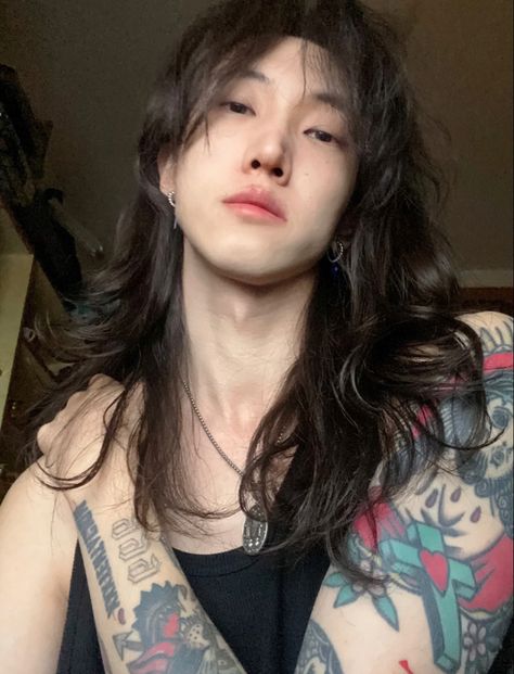 Asian Long Hair, Men's Long Hairstyles, Unique Faces, Boys Long Hairstyles, Cute Asian Guys, Human Poses, Long Hair Styles Men, Attractive People, Pretty Men