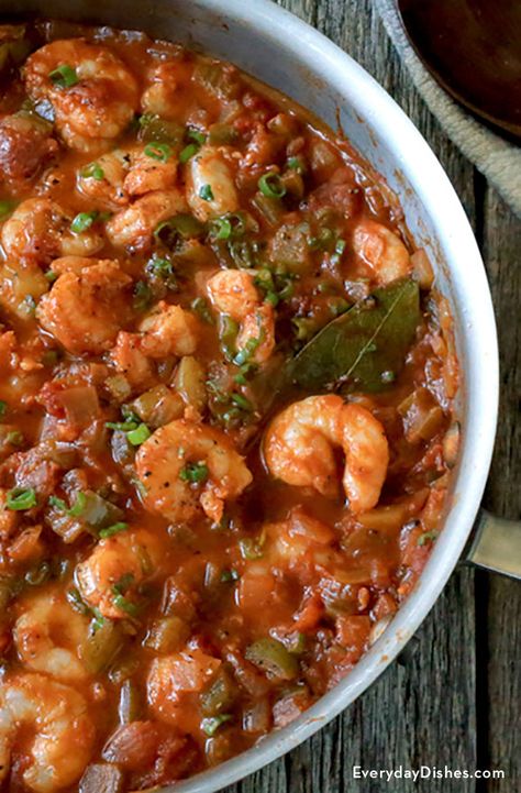 One pan creole shrimp recipe Wow Recipes, Creole Shrimp Recipes, Creole Shrimp, Southern Foods, Cajun Shrimp Recipes, Shrimp Creole, Creole Cooking, Cajun Dishes, Cajun Food