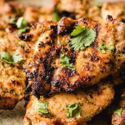 Mexican Chicken Marinade - NeighborFood Spicy Chicken Marinades, Mexican Chicken Marinade, Mexican Grilled Chicken, Grilled Chicken Recipes Easy, Mexican Chicken Recipes, Chicken Marinade Recipes, Easy Grilled Chicken, Mexican Restaurants, Grilled Chicken Thighs