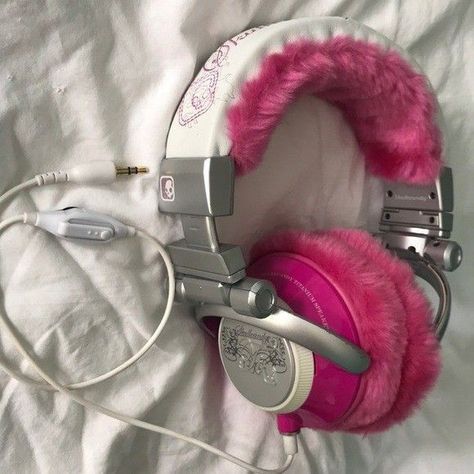 Headphones, Instagram Post, Pink, On Instagram, White, Instagram