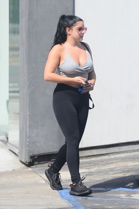 Arial Winter, Gym Outfits For Women, Ariel Winter, Gym Clothes Women, Winter Photos, Gym Outfits, Outfits For Women, Curvy Girl Outfits, Curvy Outfits