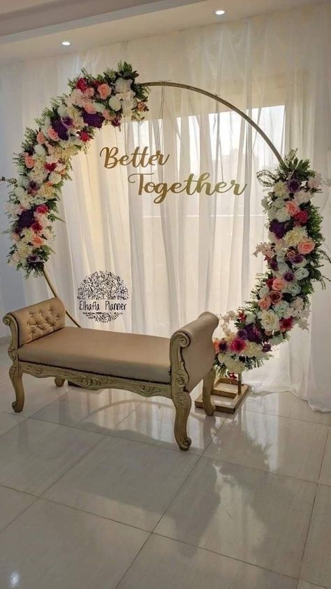 Wedding Anniversary Stage Decoration, Pakistani Mehndi Decor, Diy Engagement Ring, Classy Decorations, 25th Wedding Anniversary Party, 50th Anniversary Decorations, Ring Platter, Decoration Buffet, Simple Stage Decorations