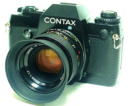 Contax 137 MD 35mm Manual Focus SLR Film Camera Film Canister, Lens Aperture, Exposure Compensation, Film Roll, Camera Reviews, Film Cameras, Red Led, Small Cars, Shutter Speed