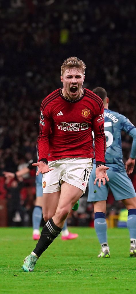 Rasmus Hojlund First Premier League Goal Wallpaper Goal Wallpaper, Arsenal Vs Manchester United, Mufc Manchester United, Alessandro Del Piero, Manchester United Team, Manchester United Wallpaper, Manchester United Legends, Premier League Teams, Manchester United Fans