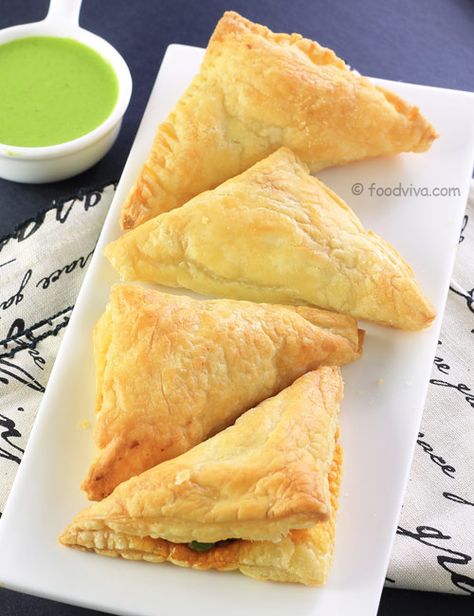 Vegetable Puff Recipe Veg Puff Recipe, Khana Picture, Veg Puff, Halloumi Recipes, Vegetable Patties, Cocktail Snacks, Appetizing Food, Masala Tv Recipe, Pepperidge Farm Puff Pastry