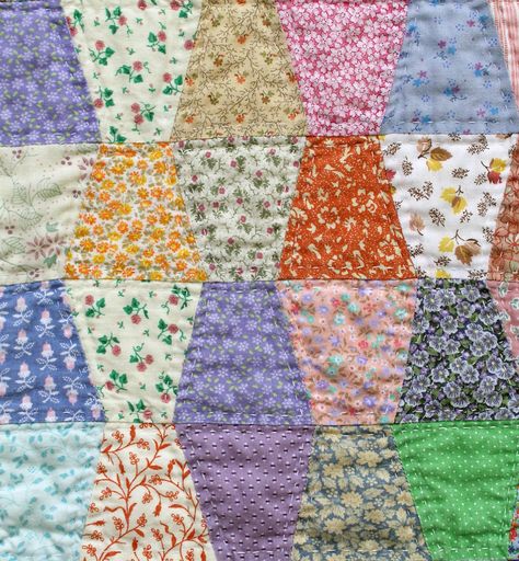 tumbler quilt | is for Quilter » Blog Archive » Tumbler Quilt Tumbler Block Quilts Free Pattern, Tumbler Quilts Ideas, Laura Ashley Prints, Tumbler Quilts, Reproduction Quilts, Tumbler Quilt, Hand Piecing, Charity Quilts, Quilt Size Chart