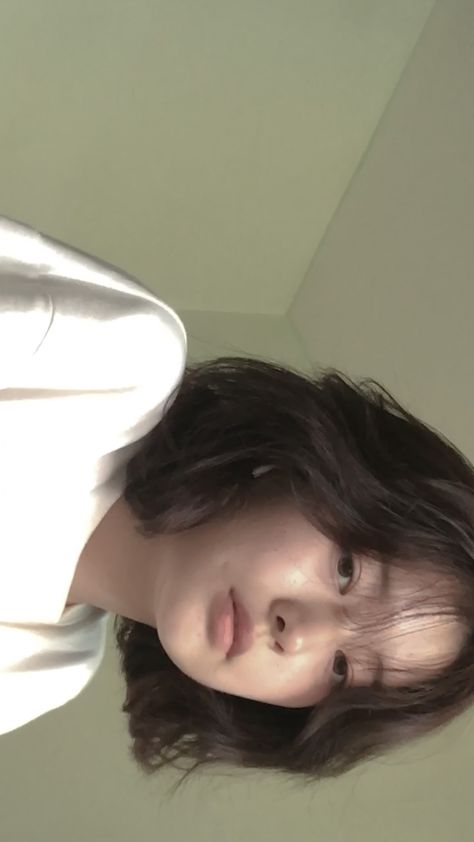 Ginger Brunette Hair, Ginger Brunette, Pretty Hair Cuts, Short Hair Tomboy, Hair Style Korea, Asian Short Hair, Hair Inspiration Short, Hair 2024, Shot Hair Styles