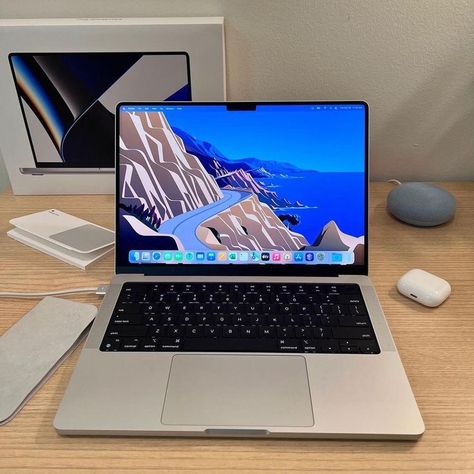 2022 Apple MacBook Pro (16-inch, Apple M1 Pro chip with 10‑core CPU and 16‑core GPU, 16GB RAM, 512GB SSD) Macbook Pro Keyboard, Apple Packaging, Macbook Pro Tips, Macbook Pro Wallpaper, Apple Laptop Macbook, Airpods Apple, Tech Aesthetic, Computers Tablets And Accessories, Bling Phone Cases