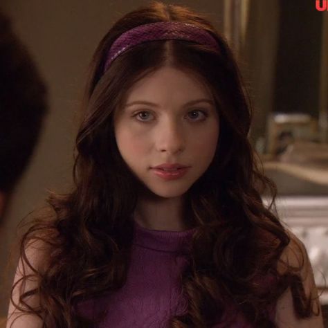 Gossip Girl Georgina, Estilo Blair Waldorf, Georgina Sparks, Gossip Girl Aesthetic, 2000s Girl, Michelle Trachtenberg, Girl Jeans, La Girl, Tv Girls