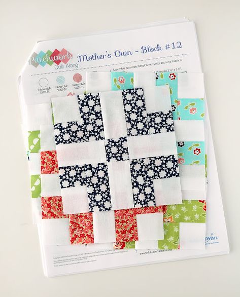 Adorable little quilt blocks with a free pattern Easy Crochet Basket Pattern, A Quilting Life, Charm Square Quilt, Big Block Quilts, Heart Quilt Pattern, Block Play, Scrappy Quilt Patterns, Quilt Square Patterns, Patriotic Quilts