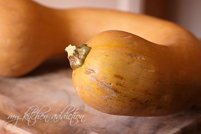 Cooking a crook neck pumpkin From Pumpkin to Pie – Homemade Pumpkin Pie Recipe Fresh Pumpkin Pie Recipe, Sodium Free Recipes, Homemade Pumpkin Pie Recipe, Crookneck Squash, Fresh Pumpkin Pie, Pie Homemade, Christmas Yummies, Pumpkin Pie Bars, Pumpkin Squash