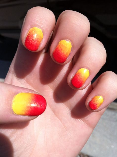 Red/orange/yellow ombré nails Red Yellow And White Nails, Dip Nails Yellow, Red And Orange Ombre Nails, Red Yellow Nails Art Designs, Red Yellow Ombre Nails, Yellow Ombré Nails, Red And Yellow Nails, Yellow Orange Ombre Nails, Yellow Nail Ideas