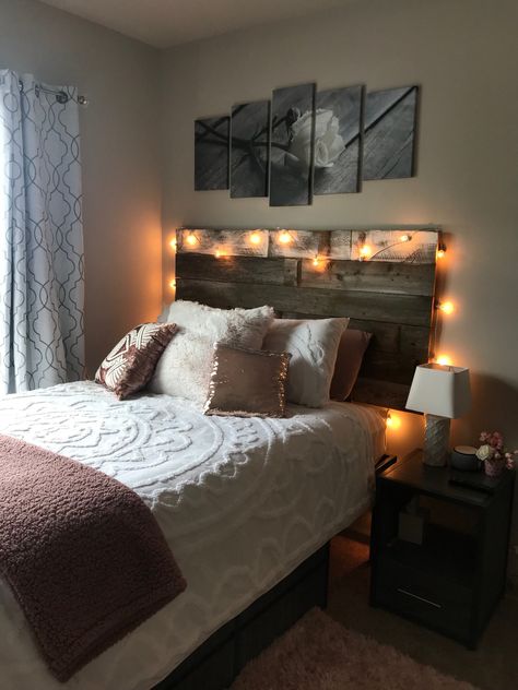 "These are the perfect simplistic Headboards for your farmhouse or coastal interior! All headboards are wall hung. Easy installation! If needed, I can send legs. Standard height is ROUGHLY 37\". These are custom pieces, everyone is a bit different. You can expect a chippy white top and grey wood bottom.  Pieces are lightly sanded.  Shipping is through UPS. These pieces are shipped in two easily attached panels.  Let me know if you can pickup from 36542 and shipping can be avoided. Twin $260 Full Dyi Headboards, Headboard Lights, Reclaimed Headboard, Country Bedroom Decor, Bunk Bed With Desk, Western Bedroom Decor, Beautiful Bedrooms Master, Coastal Interior, Western Bedroom