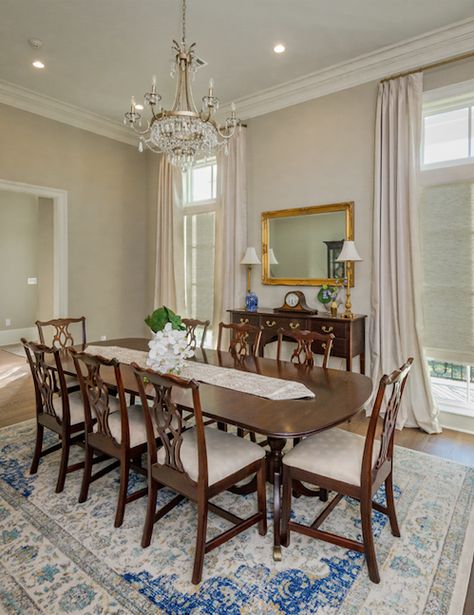 Dark Wood Antique Dining Room Table, Classic Formal Dining Room, Cherry Dining Room Table, New Orleans Interior, New Orleans Interior Design, White Dining Room Table, Mahogany Dining Room, Colonial Dining Room, French Country Dining Room