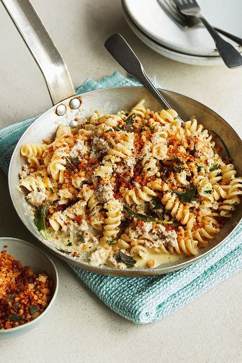 Gordon Ramsay's turkey and leek fusilli with crispy sage breadcrumbs - YOU Magazine Gordon Ramsay Turkey Pasta, Gordon Ramsay Turkey Leek Pasta, Gordon Ramsay Pasta Recipe, Leeks Pasta Recipe, Leek Sauce, Ground Turkey Pasta, Leek Pasta, Turkey Pasta, Gordon Ramsay Recipe